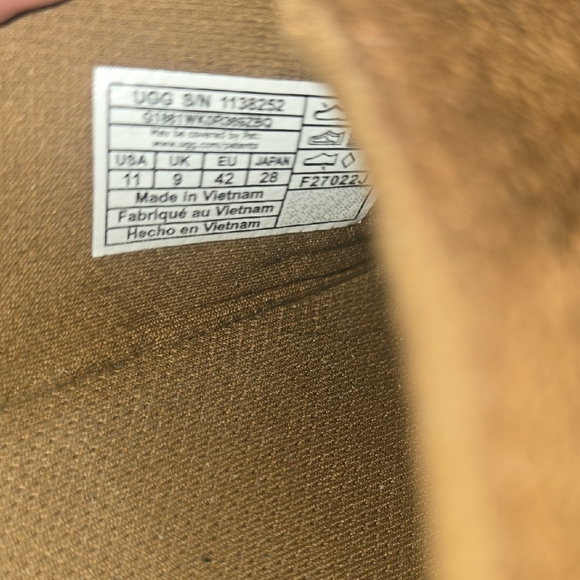 UGG Goldenstar Chestnut Suede Clogs, Sz 11 - Picture 6 of 8